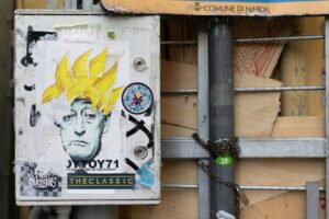 opera di streetart con Totò
